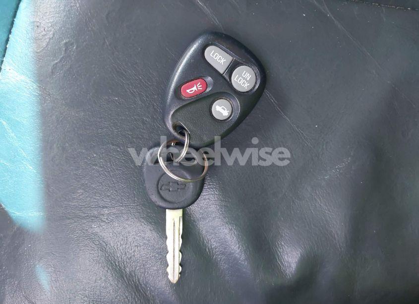 Photo 11 of 2001 Chevrolet Silverado 2500HD LS (VIN 1GCHC23U21F148427)