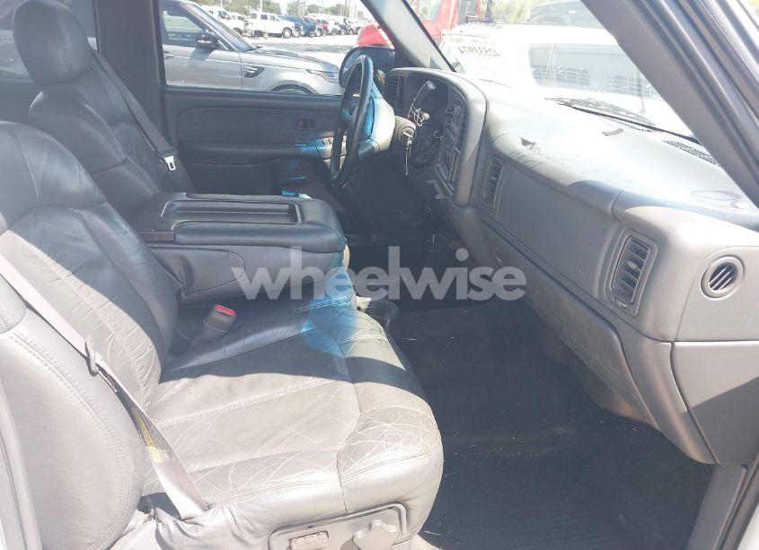 Photo 5 of 2001 Chevrolet Silverado 2500HD LS (VIN 1GCHC23U21F148427)