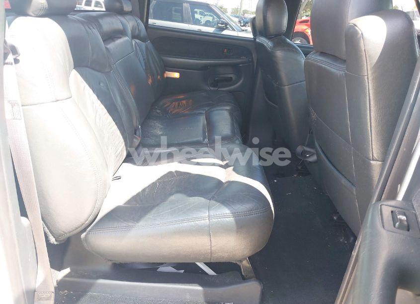 Photo 8 of 2001 Chevrolet Silverado 2500HD LS (VIN 1GCHC23U21F148427)