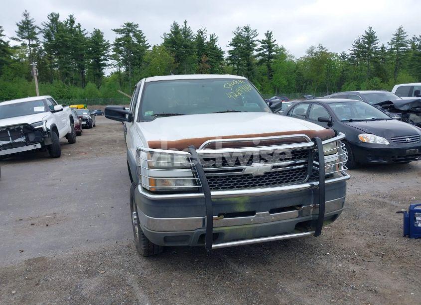Photo 12 of 2005 Chevrolet Silverado 2500HD (VIN 1GCHC23U25F822405)
