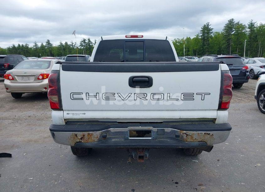 Photo 17 of 2005 Chevrolet Silverado 2500HD (VIN 1GCHC23U25F822405)
