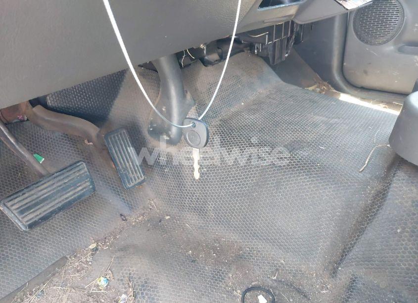 Photo 11 of 2005 Chevrolet Silverado 2500HD WORK TRUCK (VIN 1GCHC23U35F949373)