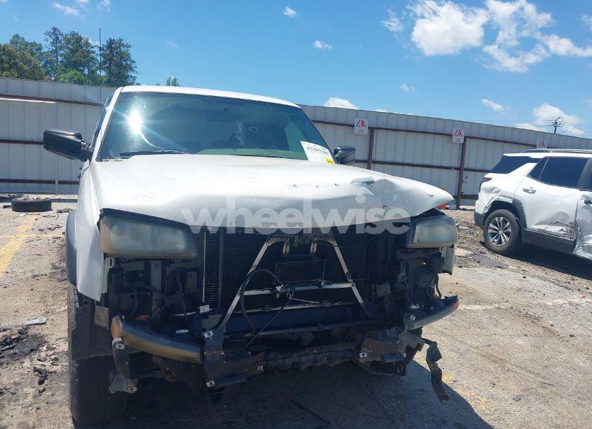 Photo 12 of 2005 Chevrolet Silverado 2500HD WORK TRUCK (VIN 1GCHC23U35F949373)