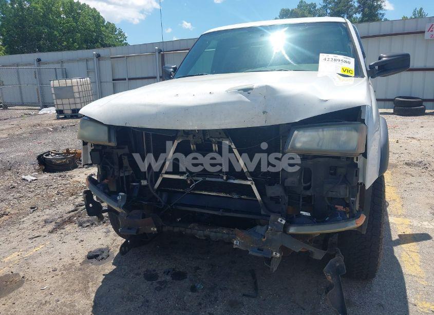 Photo 6 of 2005 Chevrolet Silverado 2500HD WORK TRUCK (VIN 1GCHC23U35F949373)