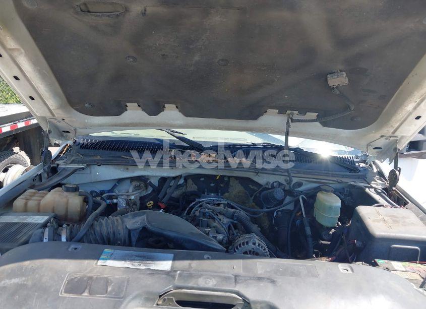 Photo 10 of 2002 Chevrolet Silverado 2500HD LS (VIN 1GCHC23U42F125698)