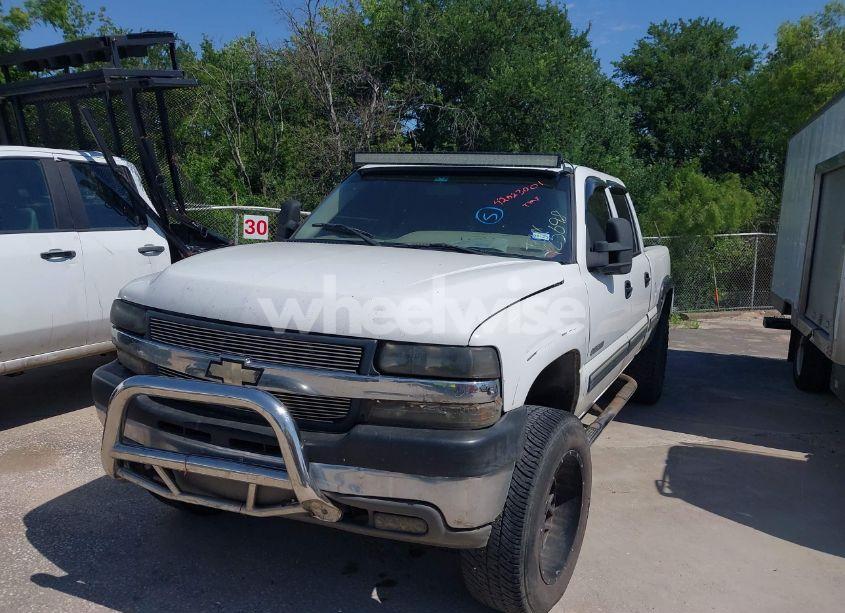 Photo 6 of 2002 Chevrolet Silverado 2500HD LS (VIN 1GCHC23U42F125698)