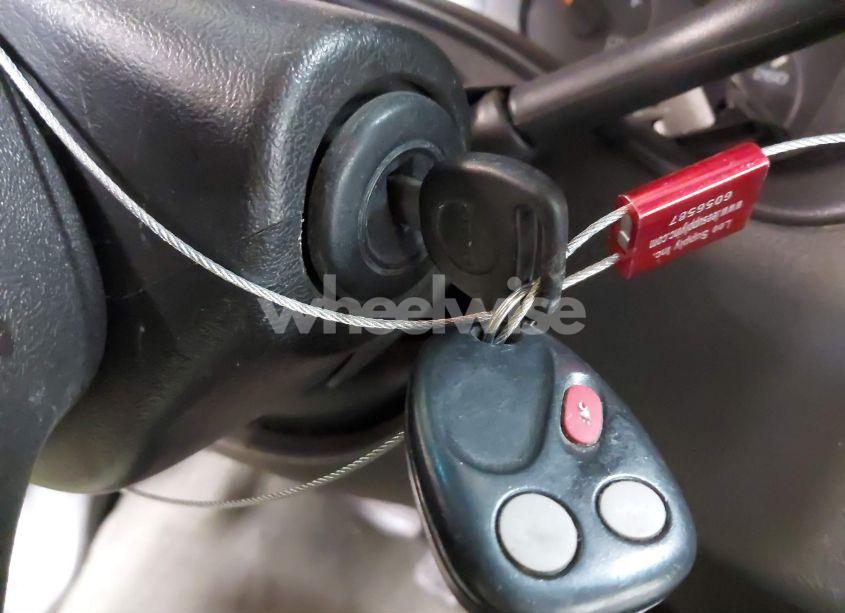 Photo 11 of 2003 Chevrolet Silverado 2500HD LS (VIN 1GCHC23U53F225438)