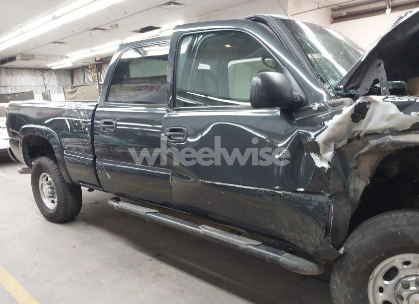 Photo 13 of 2003 Chevrolet Silverado 2500HD LS (VIN 1GCHC23U53F225438)