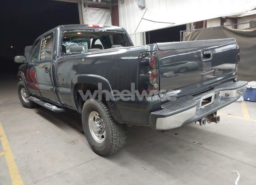 Photo 3 of 2003 Chevrolet Silverado 2500HD LS (VIN 1GCHC23U53F225438)