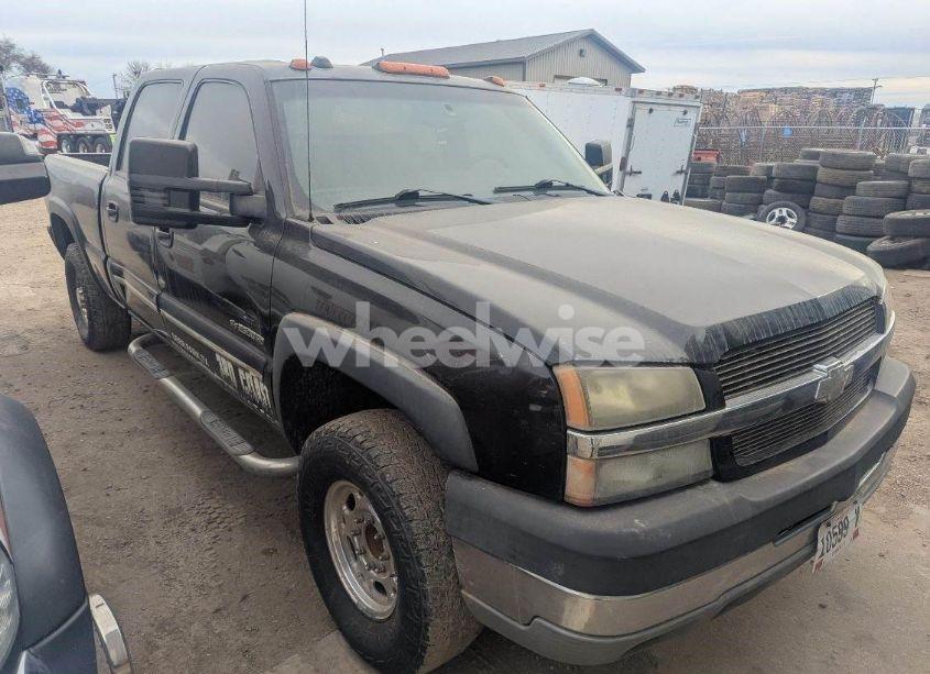 2004 Chevrolet Silverado 2500HD LS (VIN 1GCHC23U54F100554) main photo