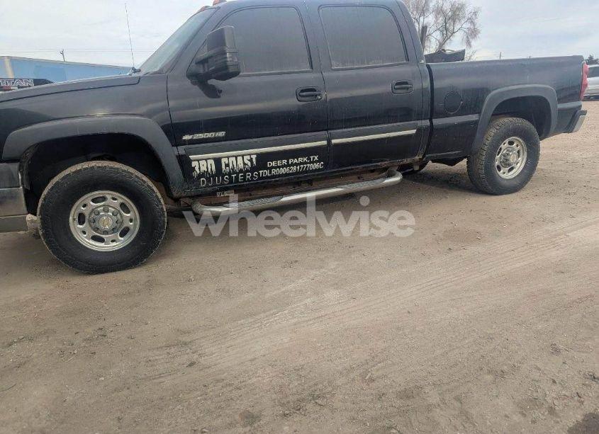 Photo 2 of 2004 Chevrolet Silverado 2500HD LS (VIN 1GCHC23U54F100554)