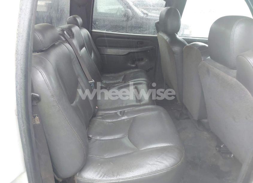 Photo 8 of 2006 Chevrolet Silverado 2500HD WORK TRUCK (VIN 1GCHC23U56F244284)