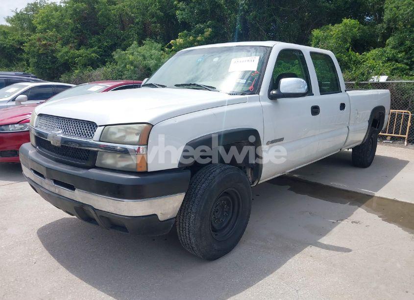 Photo 2 of 2004 Chevrolet Silverado 2500HD WORK TRUCK (VIN 1GCHC23U64F182584)