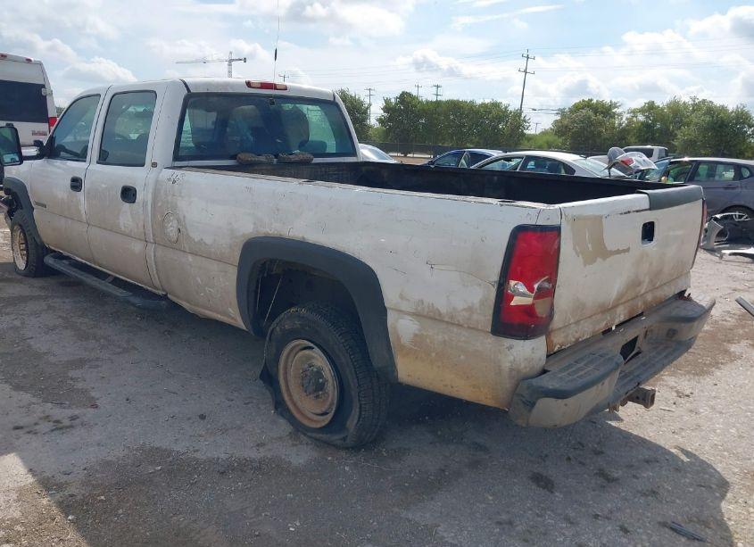 Photo 3 of 2004 Chevrolet Silverado 2500HD WORK TRUCK (VIN 1GCHC23U64F195206)