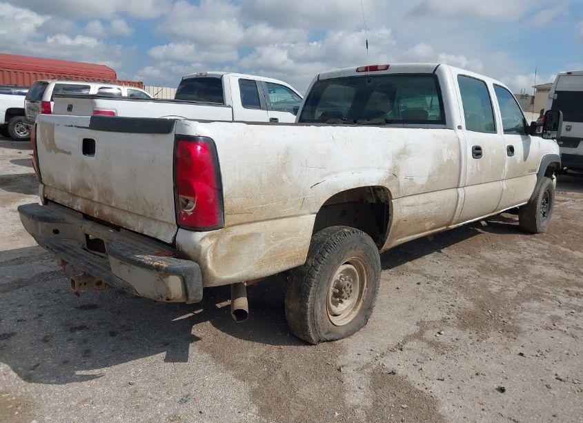 Photo 4 of 2004 Chevrolet Silverado 2500HD WORK TRUCK (VIN 1GCHC23U64F195206)