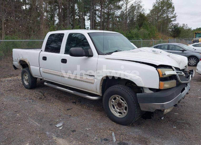 2005 Chevrolet Silverado 2500HD LS (VIN 1GCHC23U65F860381) main photo