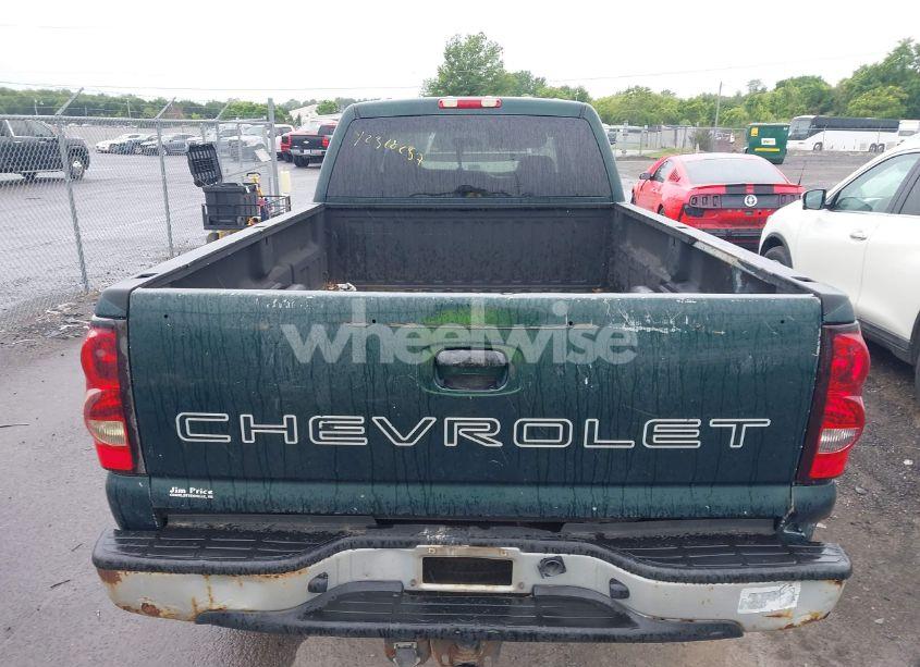 Photo 16 of 2005 Chevrolet Silverado 2500HD WORK TRUCK (VIN 1GCHC23U65F946323)