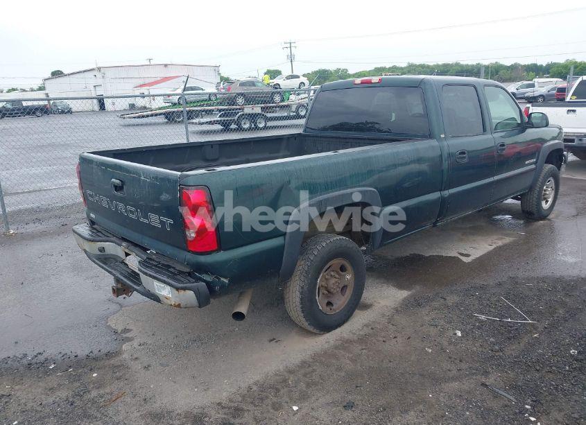 Photo 4 of 2005 Chevrolet Silverado 2500HD WORK TRUCK (VIN 1GCHC23U65F946323)