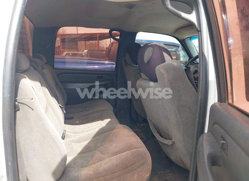 Photo 8 of 2007 Chevrolet Silverado 2500HD CLASSIC WORK TRUCK (VIN 1GCHC23U67F106514)