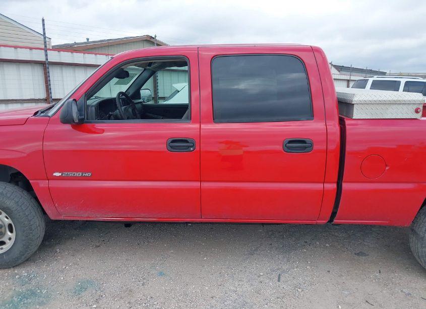 Photo 14 of 2004 Chevrolet Silverado 2500HD LS (VIN 1GCHC23U84F174325)