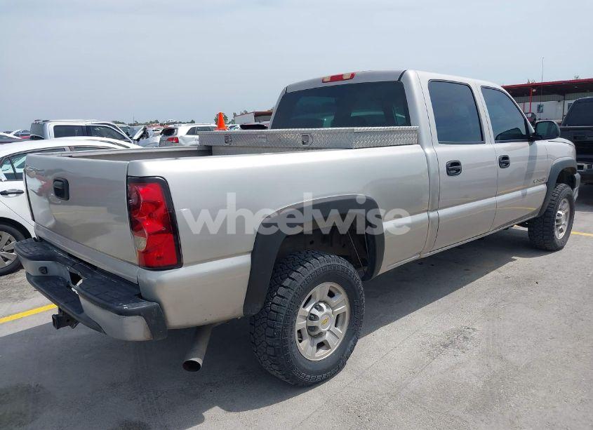Photo 4 of 2006 Chevrolet Silverado 2500HD WORK TRUCK (VIN 1GCHC23U86F159794)