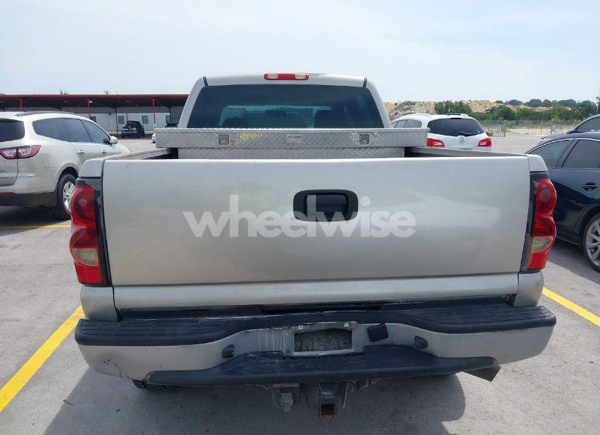 Photo 6 of 2006 Chevrolet Silverado 2500HD WORK TRUCK (VIN 1GCHC23U86F159794)