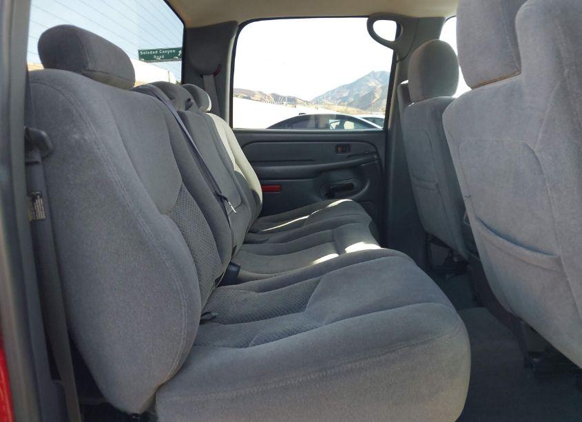 Photo 8 of 2006 Chevrolet Silverado 2500HD LT2 (VIN 1GCHC23U86F168009)