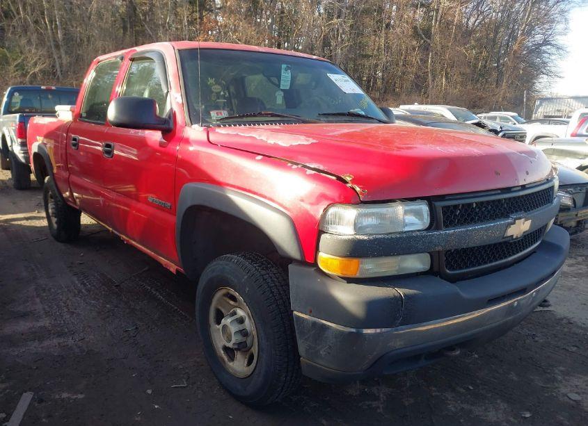 2002 Chevrolet Silverado 2500HD (VIN 1GCHC23U92F203568) main photo