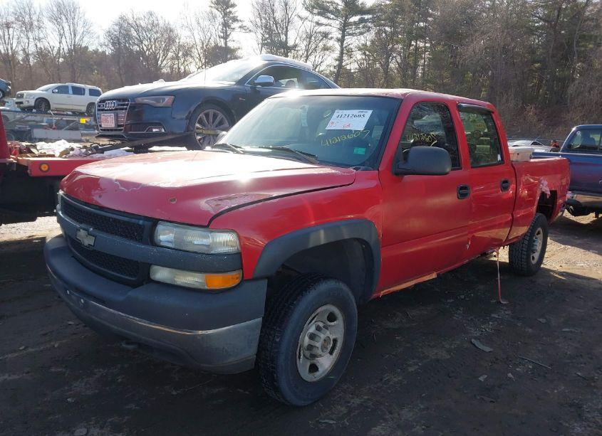 Photo 2 of 2002 Chevrolet Silverado 2500HD (VIN 1GCHC23U92F203568)