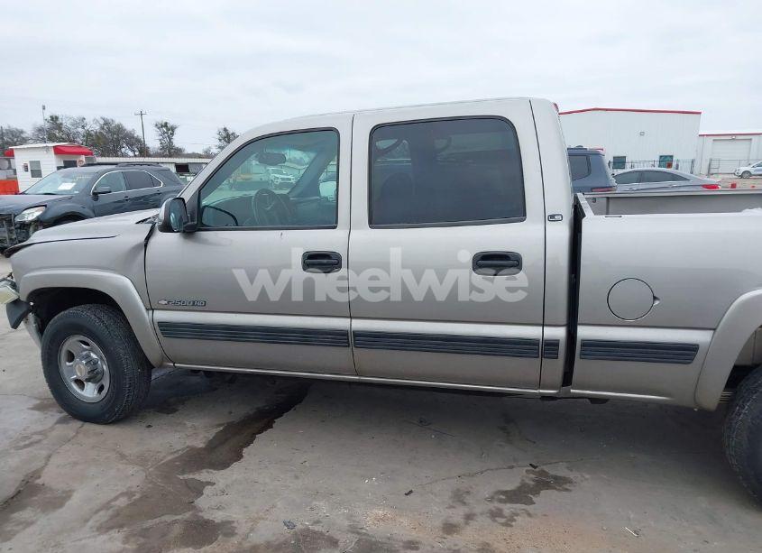 Photo 14 of 2002 Chevrolet Silverado 2500HD LS (VIN 1GCHC23UX2F178809)