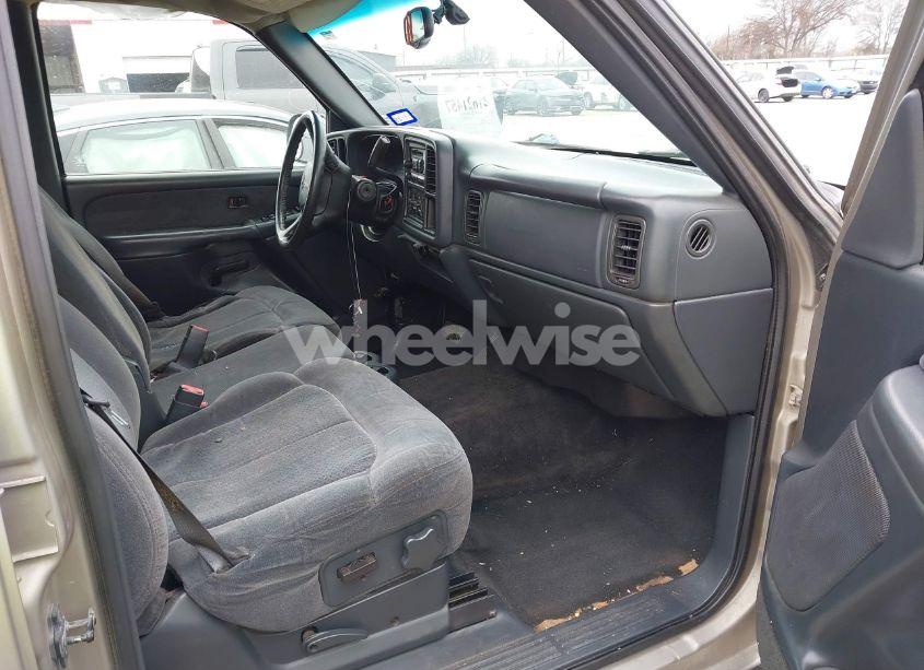 Photo 5 of 2002 Chevrolet Silverado 2500HD LS (VIN 1GCHC23UX2F178809)