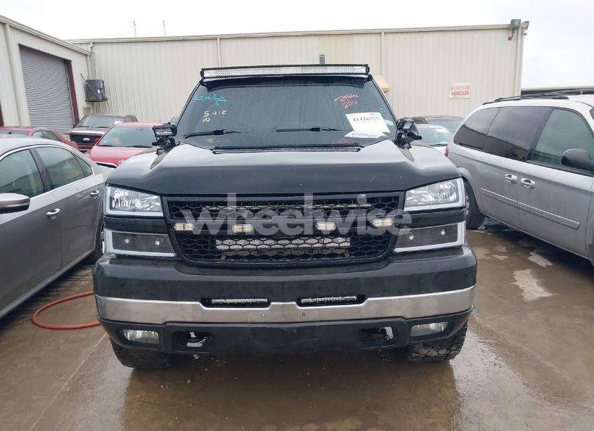 Photo 12 of 2005 Chevrolet Silverado 2500HD LS (VIN 1GCHC23UX5F893061)