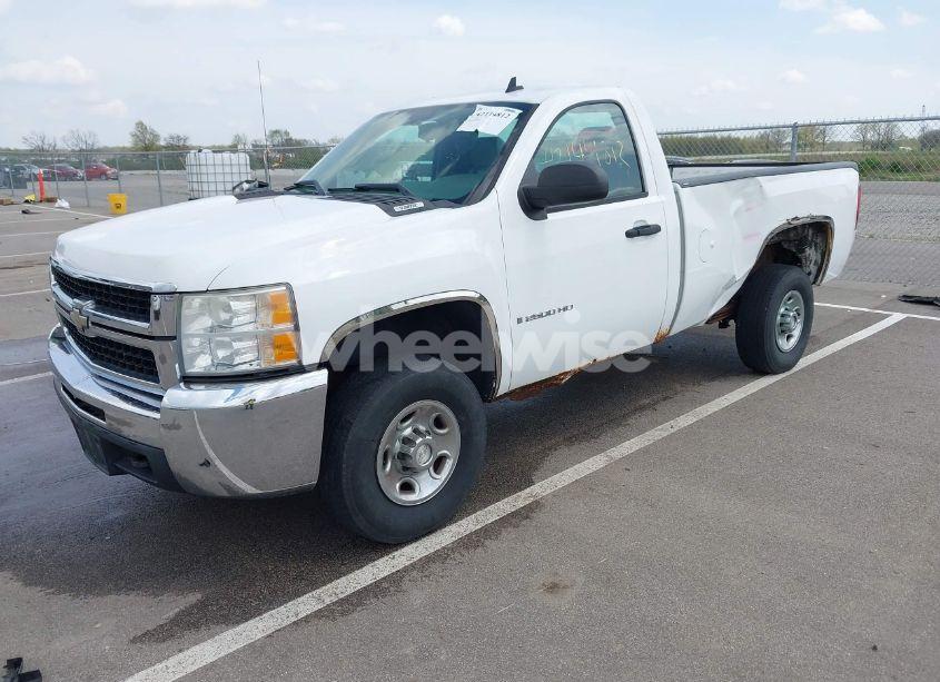 Photo 2 of 2008 Chevrolet Silverado 2500HD WORK TRUCK (VIN 1GCHC24K18E160498)
