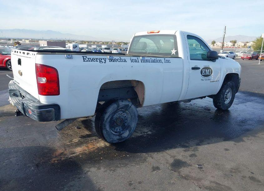 Photo 4 of 2007 Chevrolet Silverado 2500HD WORK TRUCK (VIN 1GCHC24K67E524249)