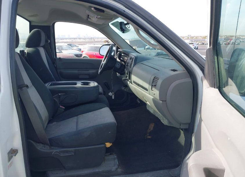 Photo 5 of 2007 Chevrolet Silverado 2500HD WORK TRUCK (VIN 1GCHC24K67E524249)