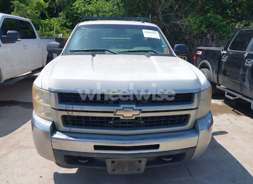 Photo 6 of 2008 Chevrolet Silverado 2500HD WORK TRUCK (VIN 1GCHC24K68E102080)