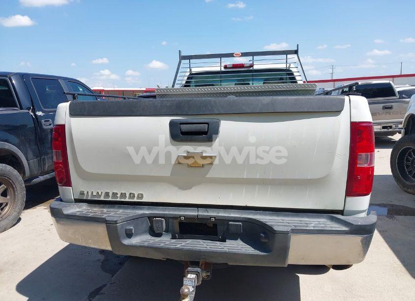 Photo 8 of 2008 Chevrolet Silverado 2500HD WORK TRUCK (VIN 1GCHC24K68E102080)