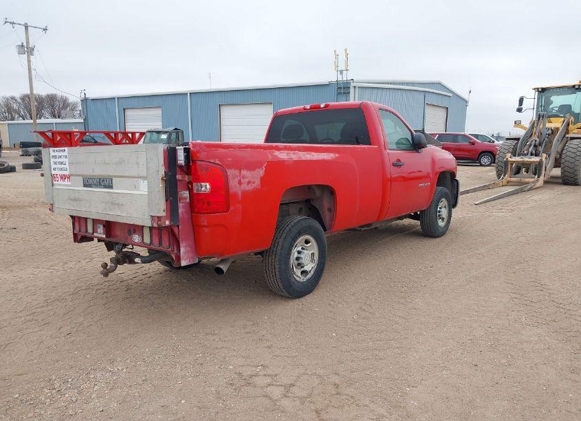 Photo 4 of 2008 Chevrolet Silverado 2500HD WORK TRUCK (VIN 1GCHC24K68E199958)