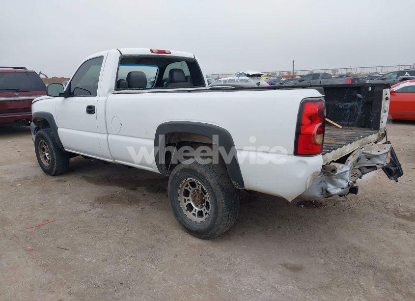 Photo 3 of 2006 Chevrolet Silverado 2500HD WORK TRUCK (VIN 1GCHC24U06E289959)