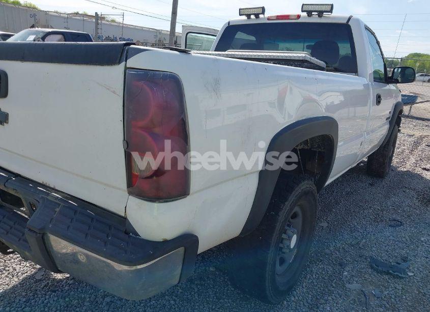 Photo 6 of 2007 Chevrolet Silverado 2500HD CLASSIC WORK TRUCK (VIN 1GCHC24U07E139478)