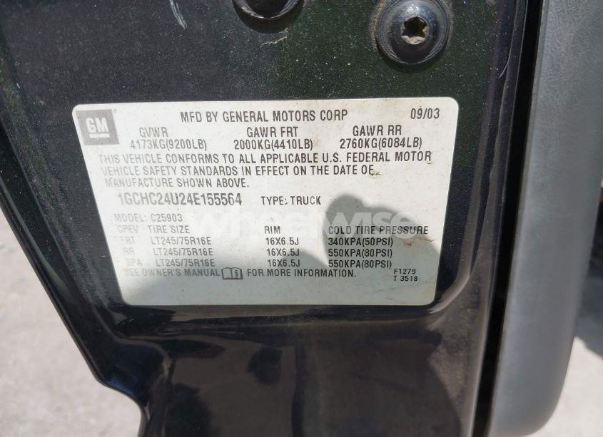 Photo 9 of 2004 Chevrolet Silverado 2500HD WORK TRUCK (VIN 1GCHC24U24E155564)