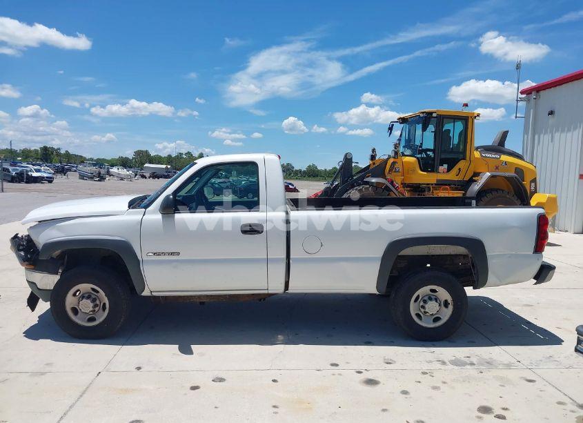 Photo 15 of 2005 Chevrolet Silverado 2500HD WORK TRUCK (VIN 1GCHC24U25E298516)