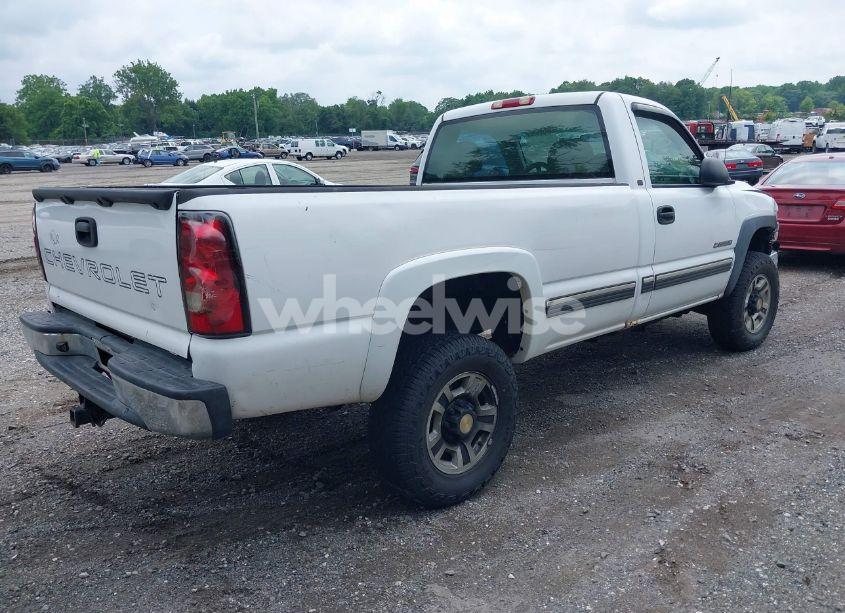 Photo 4 of 2001 Chevrolet Silverado 2500HD (VIN 1GCHC24U31E194305)