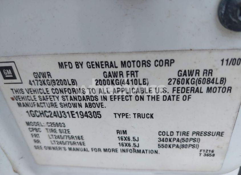 Photo 9 of 2001 Chevrolet Silverado 2500HD (VIN 1GCHC24U31E194305)