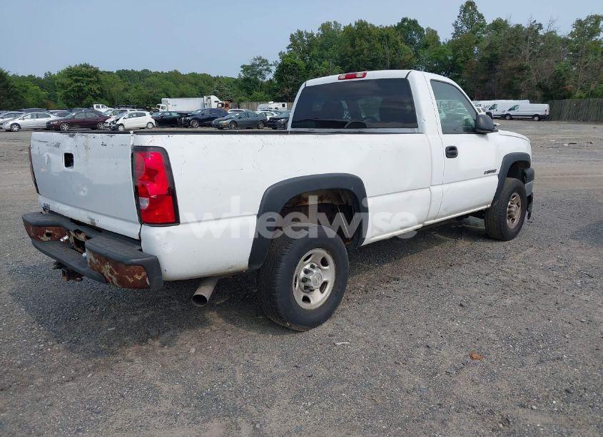 Photo 4 of 2006 Chevrolet Silverado 2500HD WORK TRUCK (VIN 1GCHC24U46E199794)