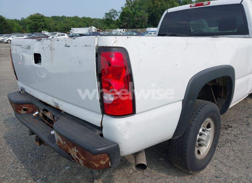 Photo 6 of 2006 Chevrolet Silverado 2500HD WORK TRUCK (VIN 1GCHC24U46E199794)