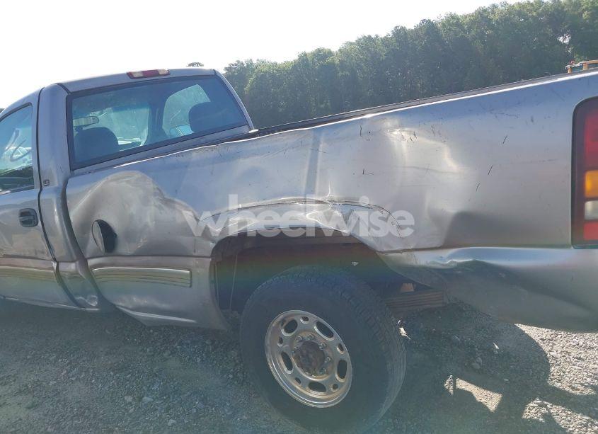 Photo 12 of 2002 Chevrolet Silverado 2500HD LS (VIN 1GCHC24U52E239309)