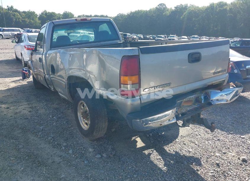 Photo 3 of 2002 Chevrolet Silverado 2500HD LS (VIN 1GCHC24U52E239309)