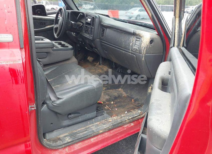 Photo 5 of 2004 Chevrolet Silverado 2500HD (VIN 1GCHC24U54E142498)