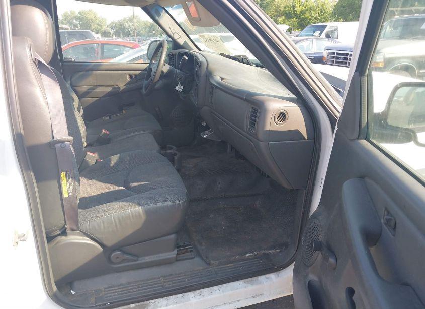 Photo 5 of 2006 Chevrolet Silverado 2500HD WORK TRUCK (VIN 1GCHC24U56E230647)